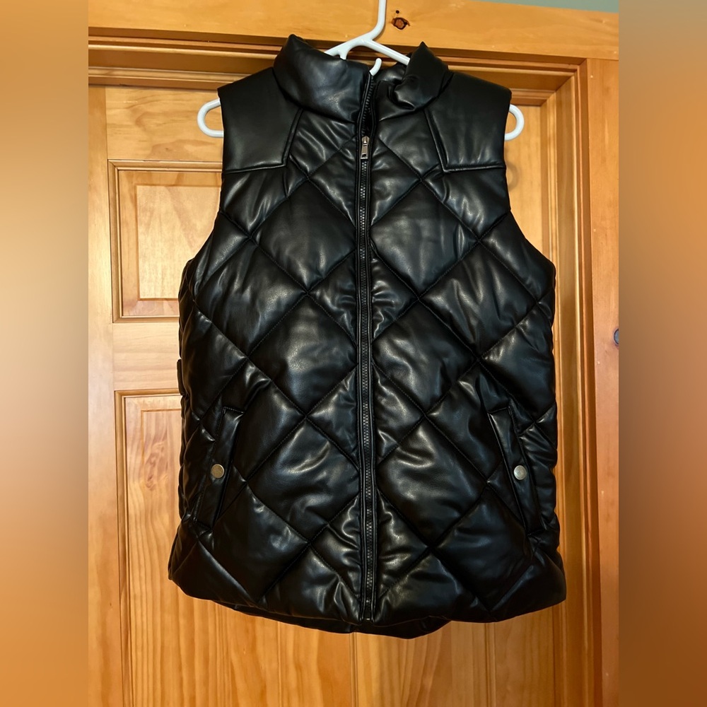 Zenana vest for fall and winter- size medium